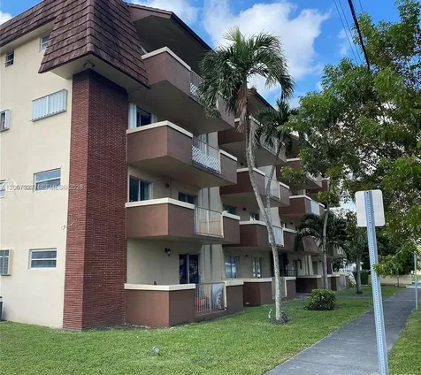 680 Miller Drive Miami Springs FL 33166