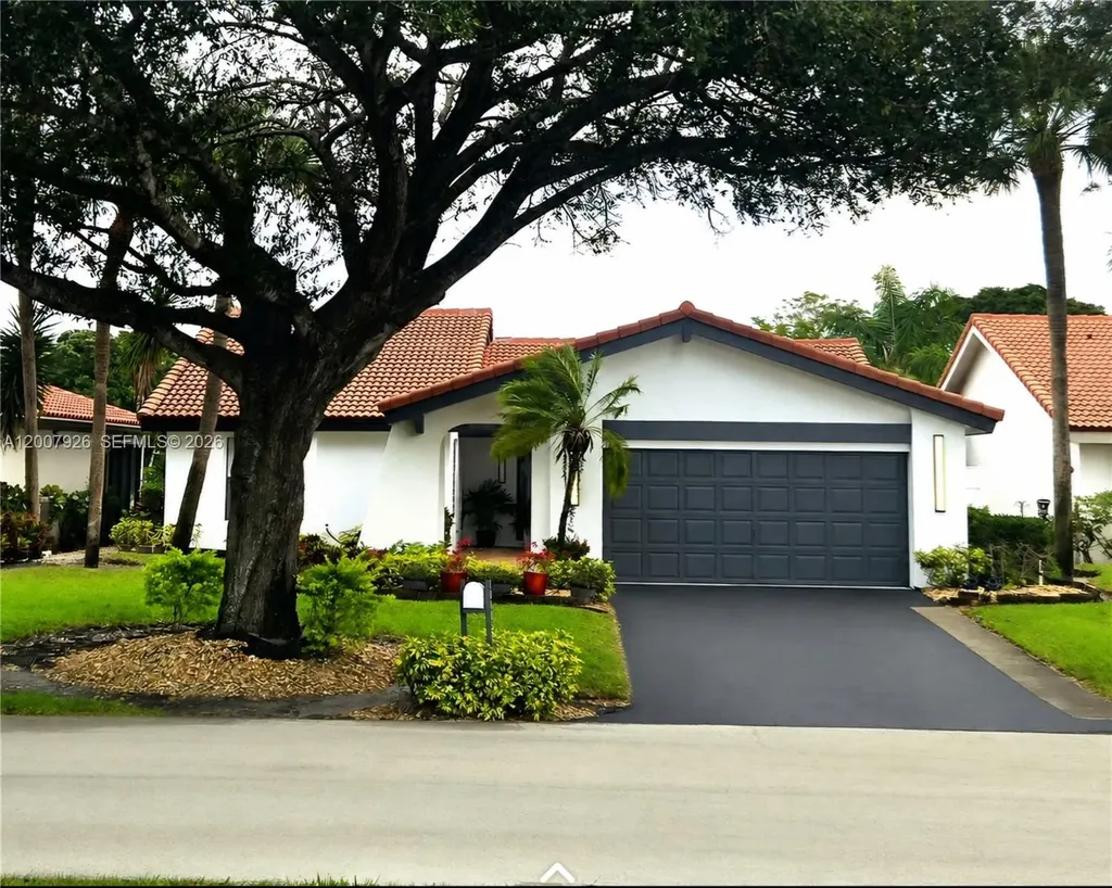 5551 Lakeview Mews Drive Boynton Beach FL 33437