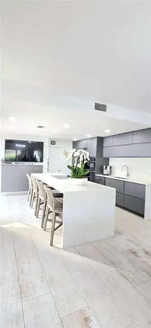 5551 Lakeview Mews Drive Boynton Beach FL 33437