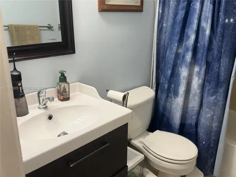 13541 SW 10th Place Davie FL 33325