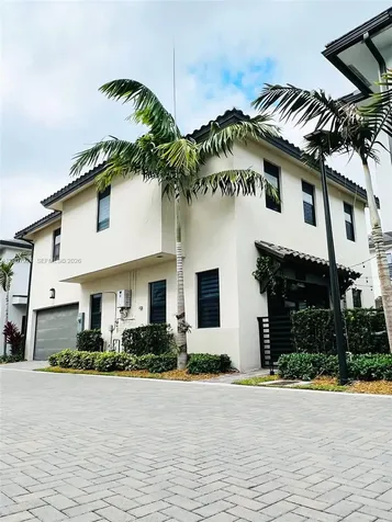 8253 NW 47th Lane Doral FL 33166
