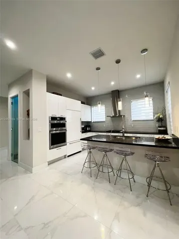 8253 NW 47th Lane Doral FL 33166