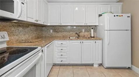 6315 Bay Club Drive Fort Lauderdale FL 33308