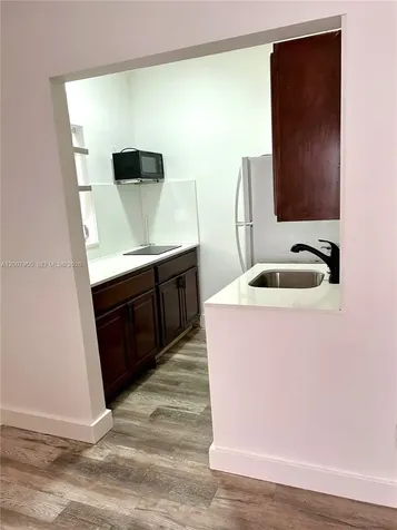 215 30th Street Miami Beach FL 33140