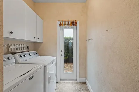 16403 Diamond Head Drive Weston FL 33331