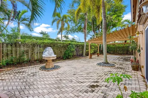 16403 Diamond Head Drive Weston FL 33331