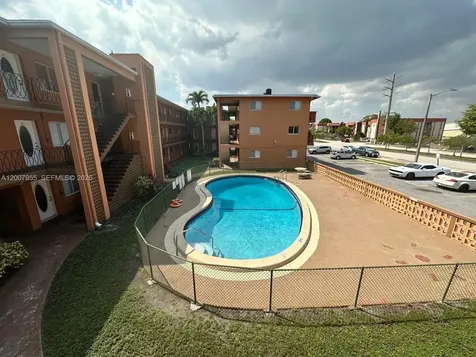 2330 NW 11th Street Miami FL 33125