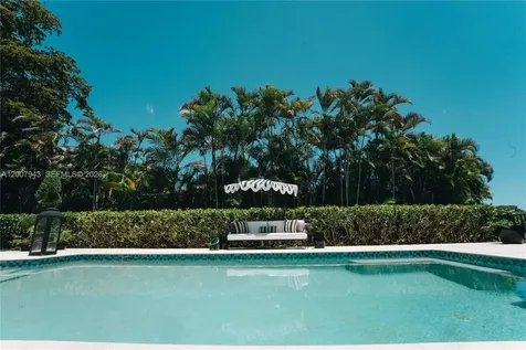 16241 W Troon Circle Miami Lakes FL 33014