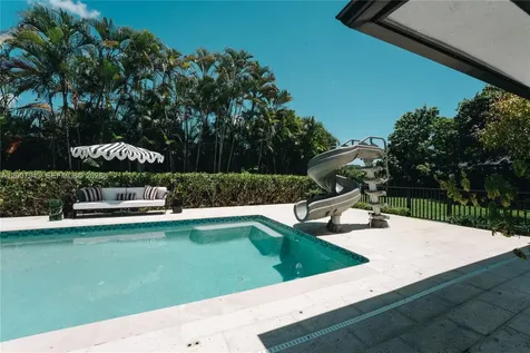 16241 W Troon Circle Miami Lakes FL 33014