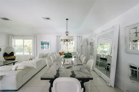 16241 W Troon Circle Miami Lakes FL 33014
