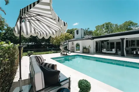 16241 W Troon Circle Miami Lakes FL 33014