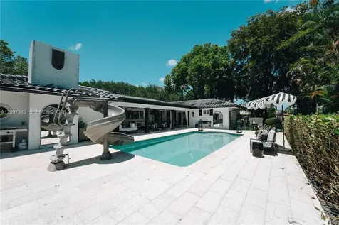 16241 W Troon Circle Miami Lakes FL 33014
