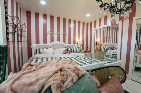 16241 W Troon Circle Miami Lakes FL 33014