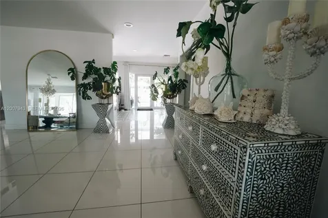 16241 W Troon Circle Miami Lakes FL 33014