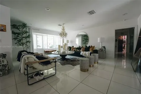 16241 W Troon Circle Miami Lakes FL 33014