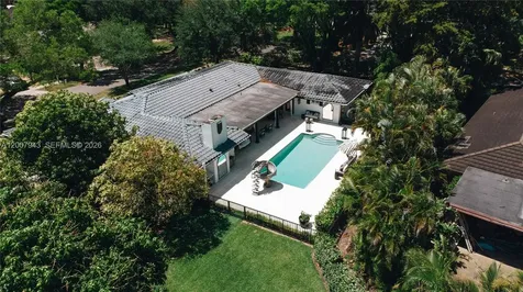 16241 W Troon Circle Miami Lakes FL 33014