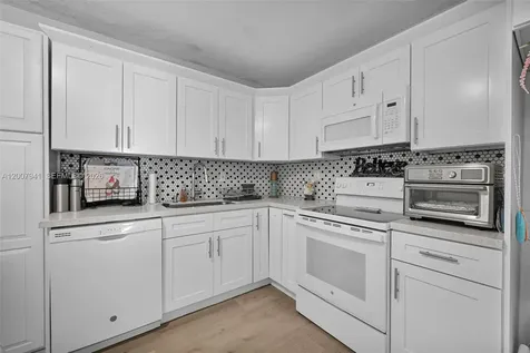 7309 NW 62nd Street Tamarac FL 33321