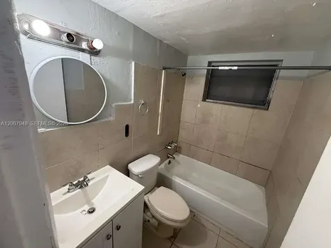 1960 NW Flagler Terrace Miami FL 33125