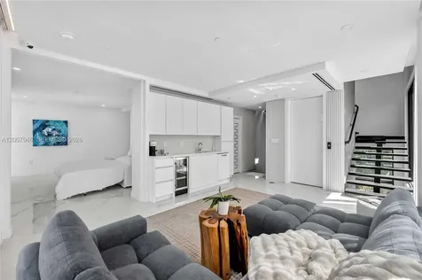 11 Century Lane Miami Beach FL 33139