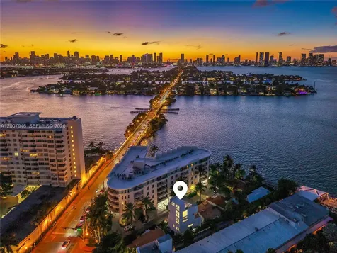 11 Century Lane Miami Beach FL 33139