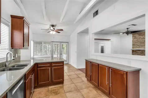 720 NE 17th Terrace Fort Lauderdale FL 33304