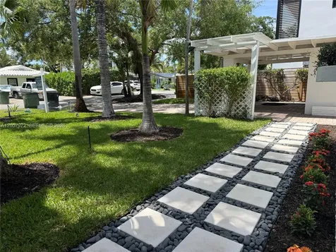 720 NE 17th Terrace Fort Lauderdale FL 33304
