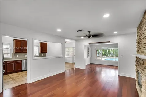 720 NE 17th Terrace Fort Lauderdale FL 33304