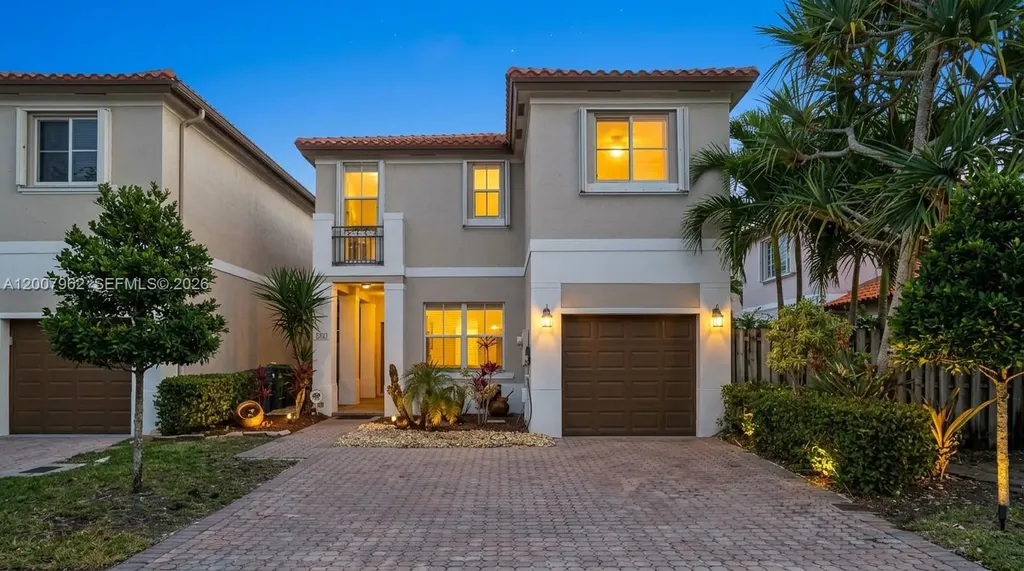 8334 NW 144th Terrace Miami Lakes FL 33016