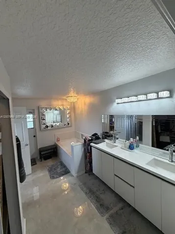 5395 NW South Crisona Circle Port St. Lucie FL 34986