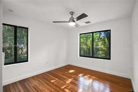 476 NE 119th Street Biscayne Park FL 33161