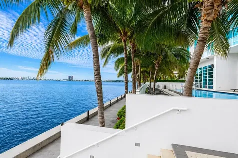665 NE 25th Street Miami FL 33137