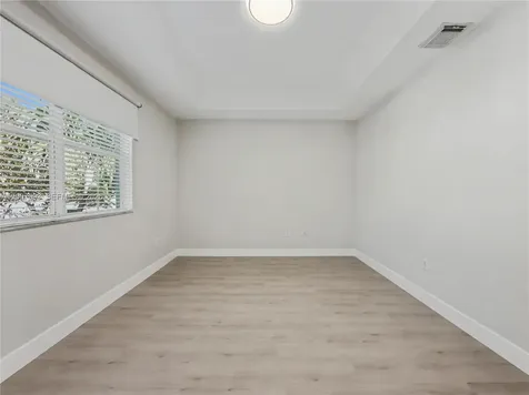 7876 NW 109th Path Doral FL 33178