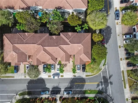 7876 NW 109th Path Doral FL 33178