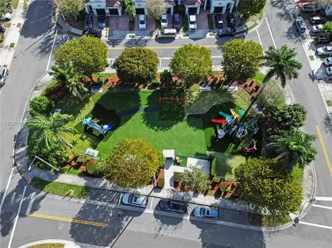 7876 NW 109th Path Doral FL 33178
