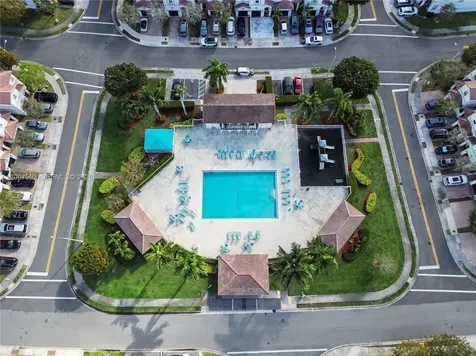 7876 NW 109th Path Doral FL 33178