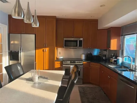 5306 Roosevelt Street Hollywood FL 33021