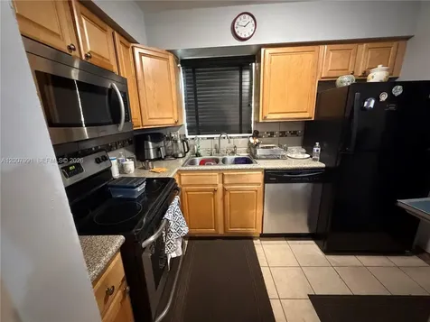 1160 NW 77th Way Pembroke Pines FL 33024