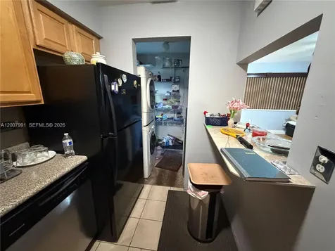1160 NW 77th Way Pembroke Pines FL 33024