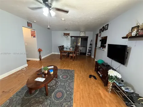 1160 NW 77th Way Pembroke Pines FL 33024
