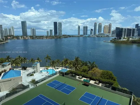 3370 Hidden Bay Drive Aventura FL 33180