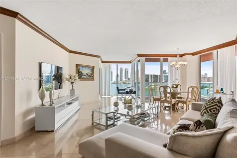 3370 Hidden Bay Drive Aventura FL 33180