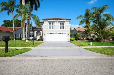 131 NW 187th Avenue Pembroke Pines FL 33029