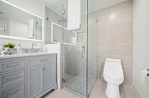 131 NW 187th Avenue Pembroke Pines FL 33029