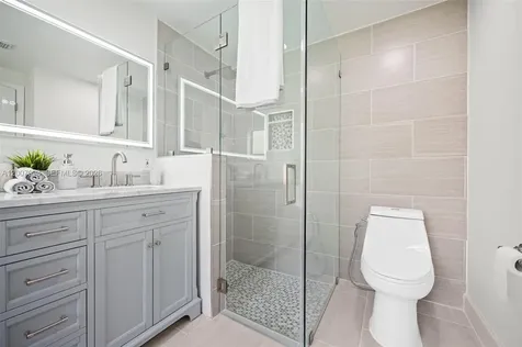 131 NW 187th Avenue Pembroke Pines FL 33029