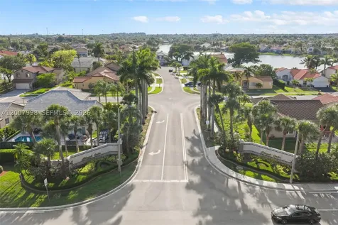131 NW 187th Avenue Pembroke Pines FL 33029