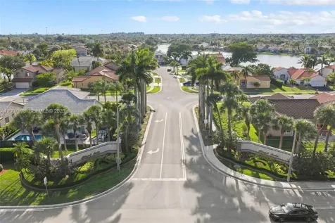 131 NW 187th Avenue Pembroke Pines FL 33029