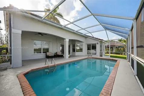 131 NW 187th Avenue Pembroke Pines FL 33029