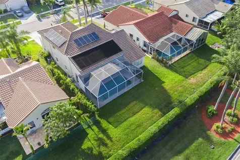 131 NW 187th Avenue Pembroke Pines FL 33029
