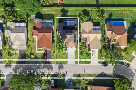 131 NW 187th Avenue Pembroke Pines FL 33029