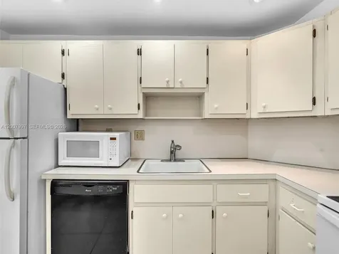 300 Bayview Drive Sunny Isles Beach FL 33160